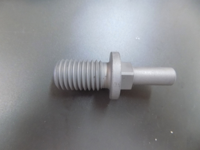 01-4K3436 Stud - Feedscrew